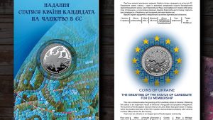 Україна 5 гривень - Надання статусу країни-кандидата на членство в ЄС у сувенірній упаковці - 2022 рік - Зображення 2