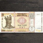 Банкнота Молдова 100 леїв - 2015 рік - аверс