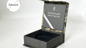 Футляр для срібних монет України піксель А - діаметр 44 мм