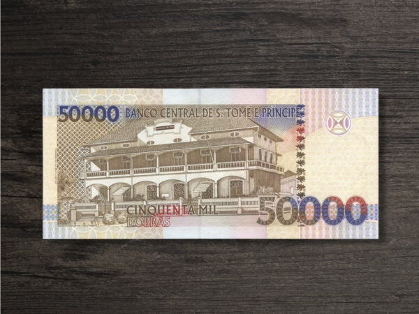 Банкнота Сан-Томе і Принсіпі 50000 добр - 1996 рік - реверс