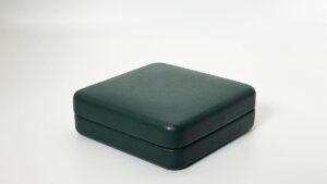 Футляр для срібних монет України зелений з екошкіри закритий