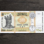 Банкнота Молдова 500 леїв - 2015 рік - аверс