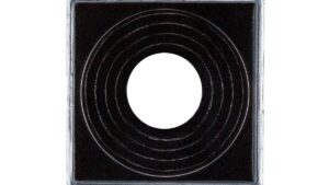 Чорна квадрокапсула