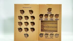 Альбом Шлях Гривні для монет 1 гривня 1992-2018 років - розгорнутий