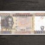 Банкнота Гвінея 1000 франків - 1998 рік - аверс